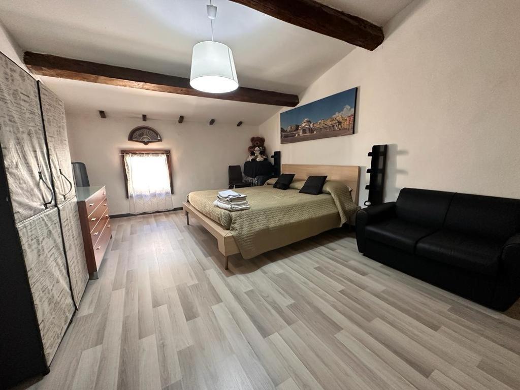 Hotel Karivi - Poma à Florence Extérieur photo